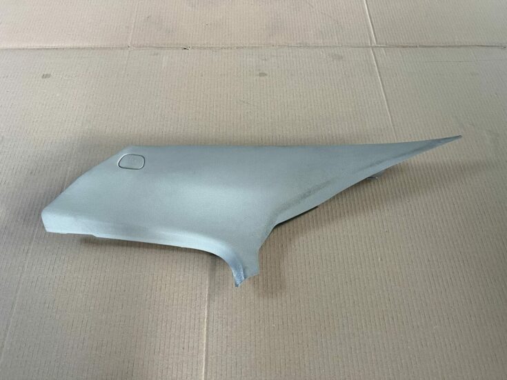 Aizmugurējas salona statnes apdare priekš VOLVO S60 2007