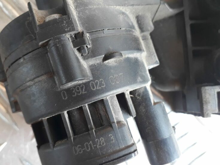 Papildus elektriskais ūdens sūknis priekš AUDI A6 AVANT 2006