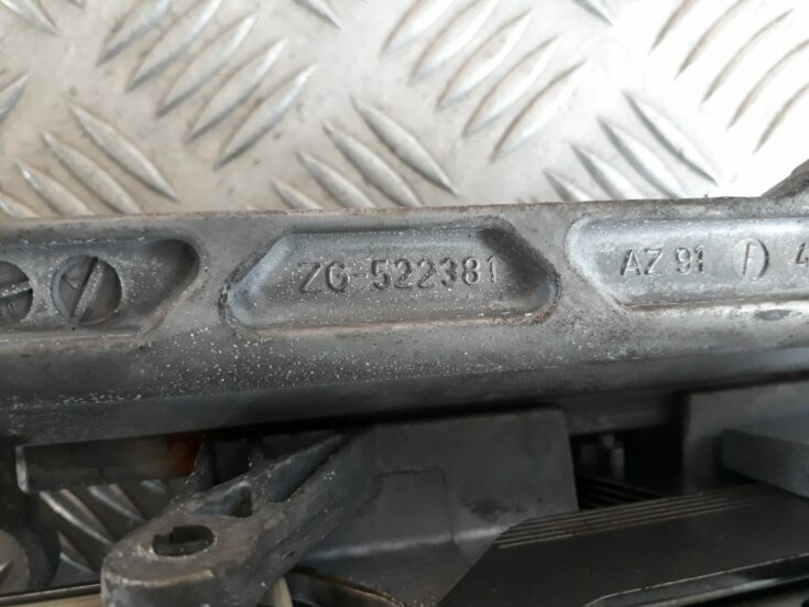 Stūres statne priekš AUDI A6 AVANT 2006
