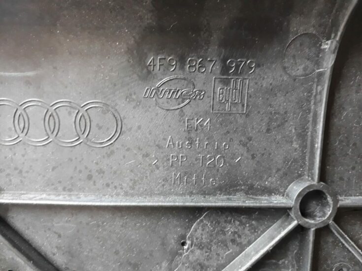 Bagāžnieka vāka liela apdare priekš AUDI A6 AVANT 2006