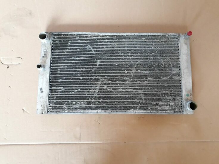 Dzesēšanas radiators priekš BMW 530D E61 2006 TOURING BLUE