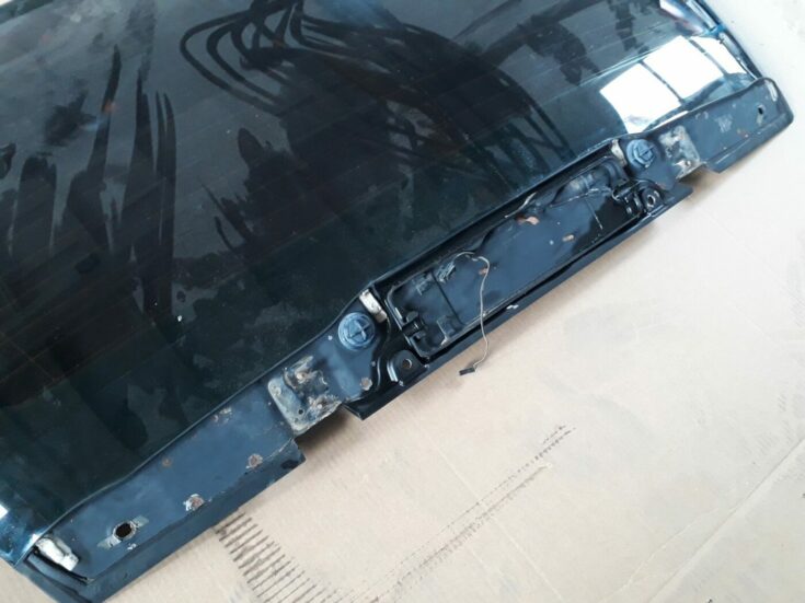 Aizmugures stikls priekš BMW 530D E61 2006 TOURING BLUE