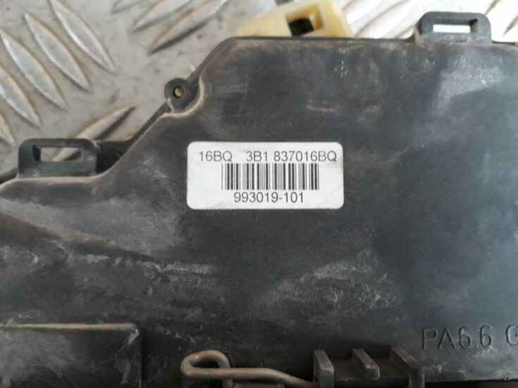 Priekšējo labo durvju slēdzene priekš SEAT IBIZA 2005