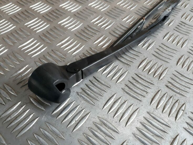 Aizmugurējā loga tīrītāja slotiņa priekš SEAT IBIZA 2005