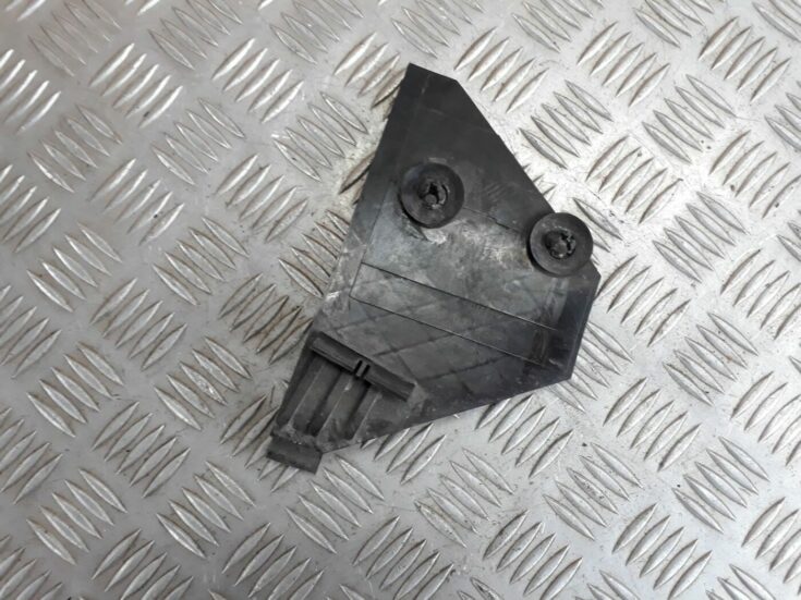 Salona plastmasa priekš SEAT IBIZA 2005