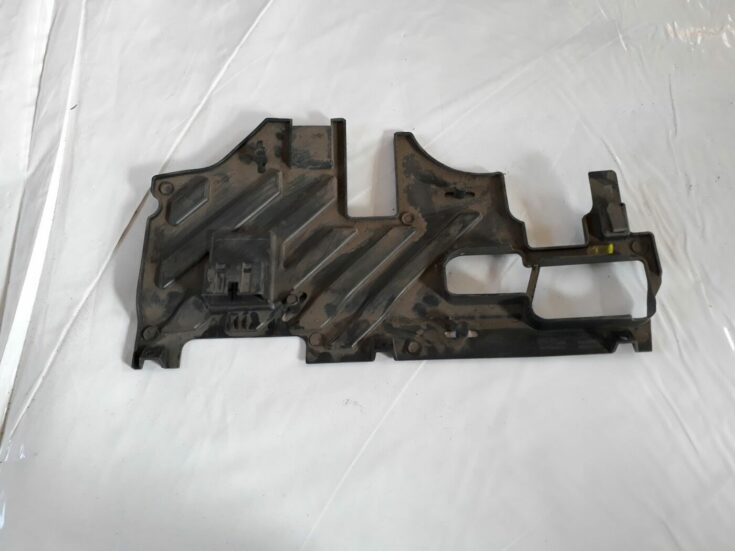 Salona plastmasa priekš SEAT IBIZA 2005