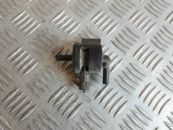 Solenoīda vakuuma vārsts priekš HYUNDAI I20 2011