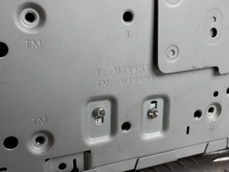CD/DVD/Navigācijas bloks priekš HYUNDAI I20 2011