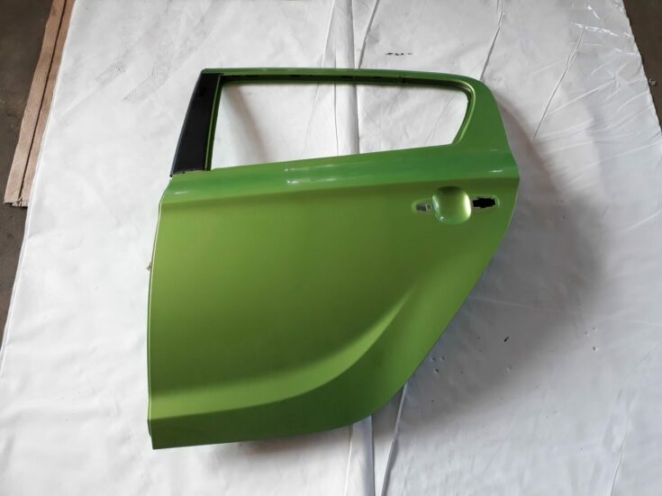 Aizmugurējās kreisās durvis priekš HYUNDAI I20 2011