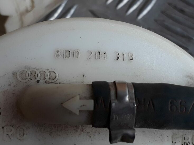 Degvielas tvertnes sūknis priekš AUDI A4 1999