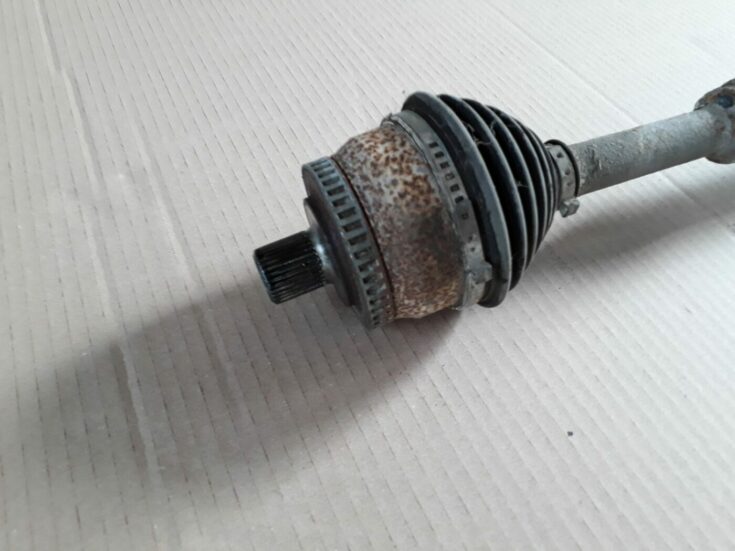 Pusass priekšēja labā priekš AUDI A4 1999