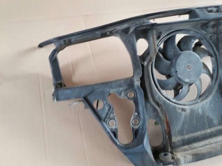 Dzesēšanas radiatora ventilatora korpuss priekš AUDI A4 1999