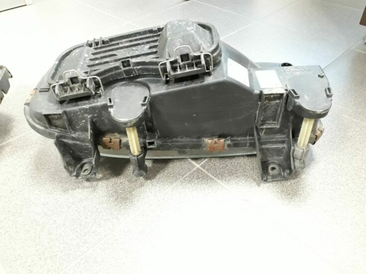 Lukturu komplekts priekš MERCEDES-BENZ 1217 L 4X2 4760