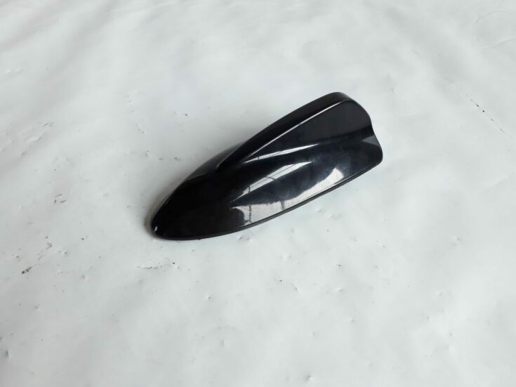 Jumta antenas korpuss priekš VOLVO V70 2010