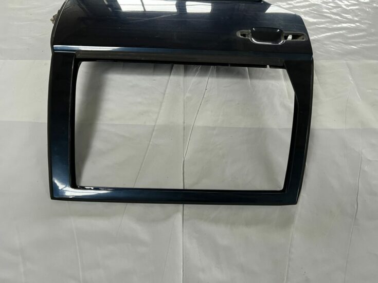 Aizmugurējās labās durvis priekš VOLVO V70 2000