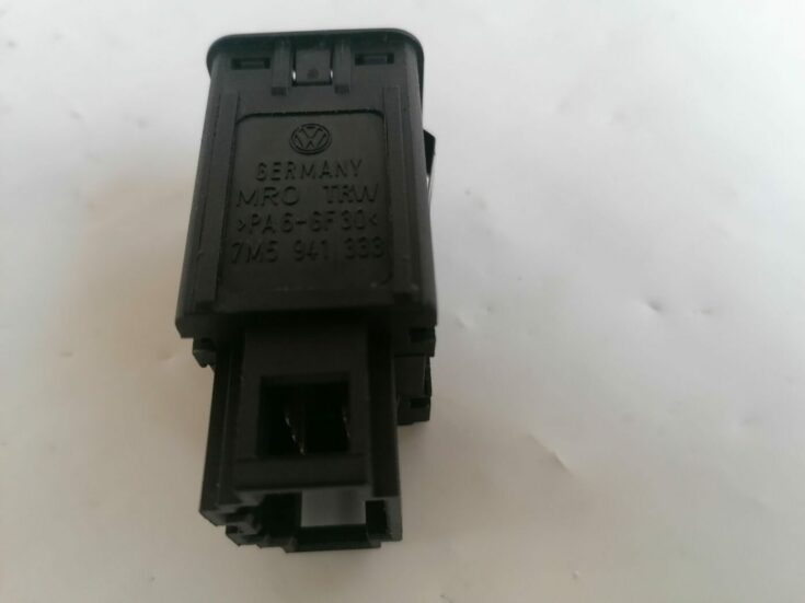 Lukturu augstuma regulēšanas poga priekš VW NEW BEETLE 2001