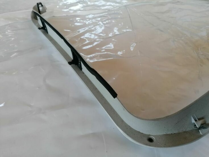 Bagāžnieka vāka apdare priekš VW NEW BEETLE 2001