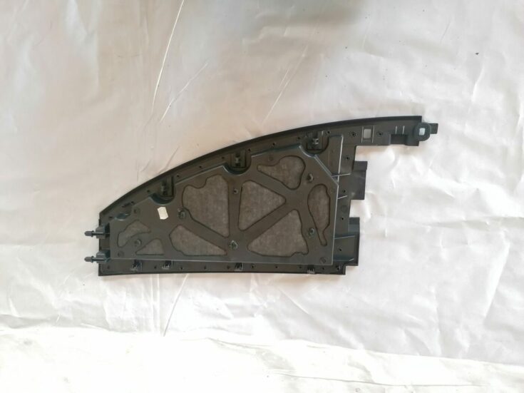 Salona plastmasa priekš VW NEW BEETLE 2001