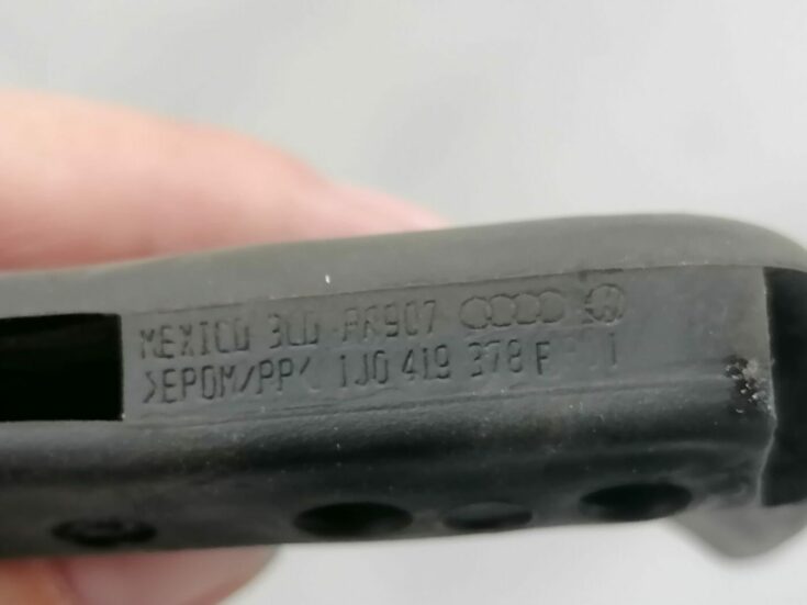 Stūres augstuma regulēšanas rokturis priekš VW NEW BEETLE 2001
