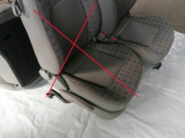 Sēdekļu komplekts priekš VW NEW BEETLE 2001
