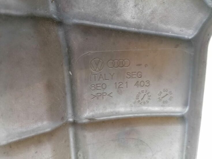 Dzesēšanas šķidruma tvertne priekš AUDI A4 2001 SEDAN