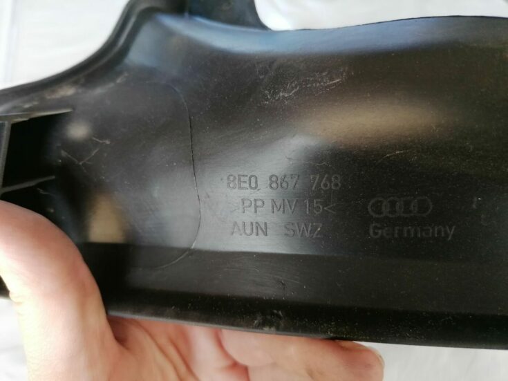 Sliekšņa aizmugurēja laba uzlika (salonā) priekš AUDI A4 2001 SEDAN