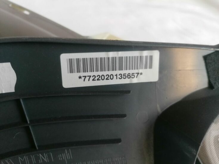 Aizmugurējas salona statnes apdare priekš AUDI A4 2001 SEDAN