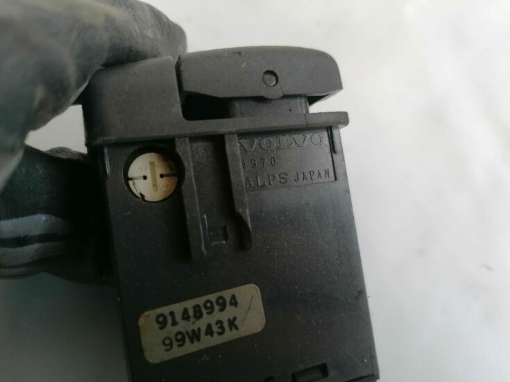 Miglas lukturu ieslēgšanas poga priekš VOLVO V70 2000