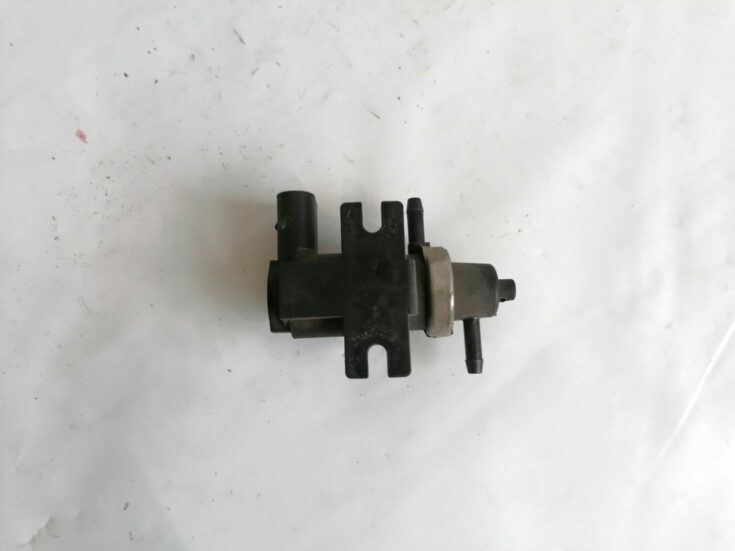 Solenoīda vakuuma vārsts priekš VOLVO V70 2000
