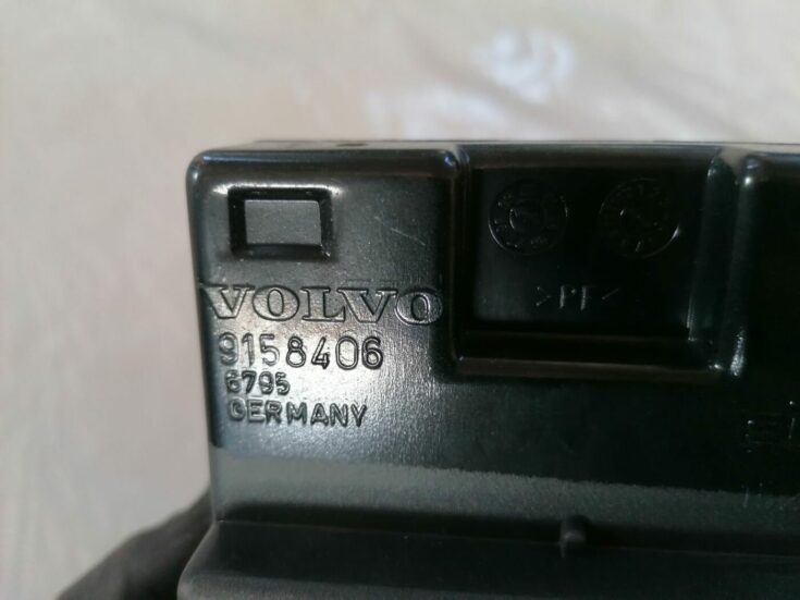 Pelnu trauks priekš VOLVO V70 2000
