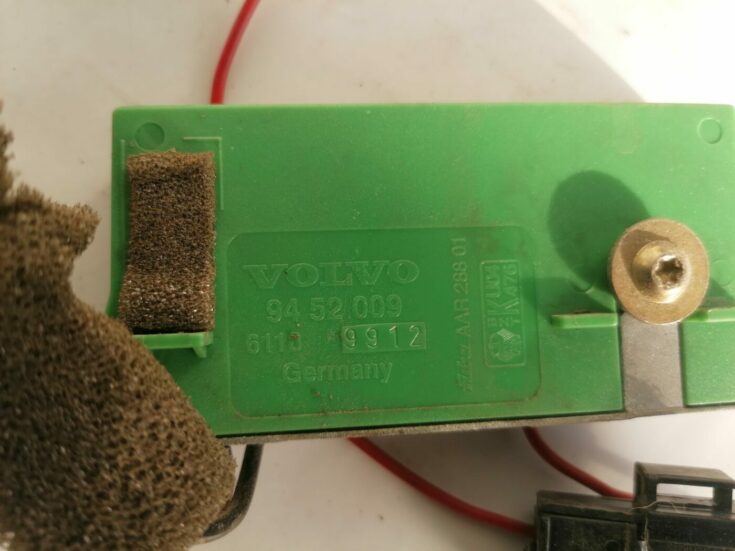 Antenas pastiprinātāja bloks priekš VOLVO V70 2000