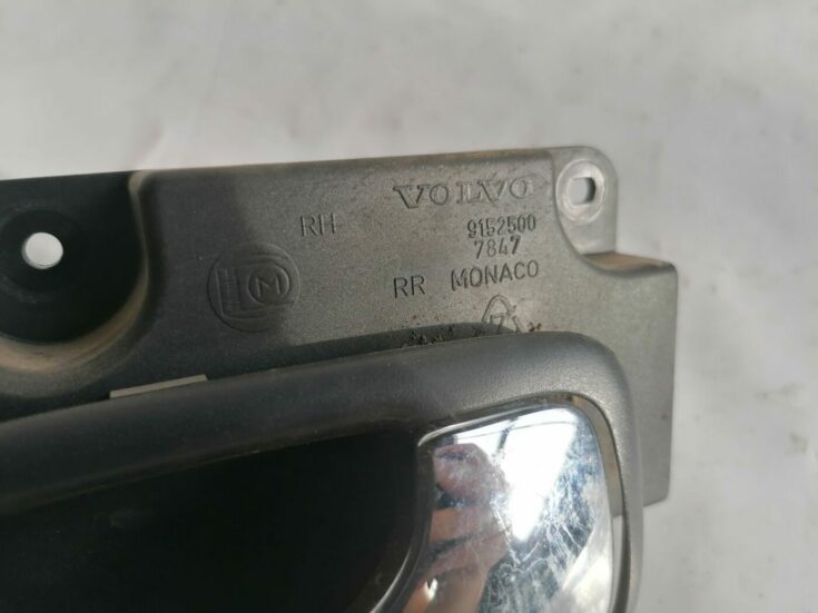 Salona durvju rokturis, aizmugures labais priekš VOLVO V70 2000