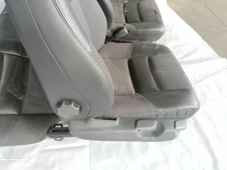 Sēdekļu komplekts priekš VOLVO V70 2000