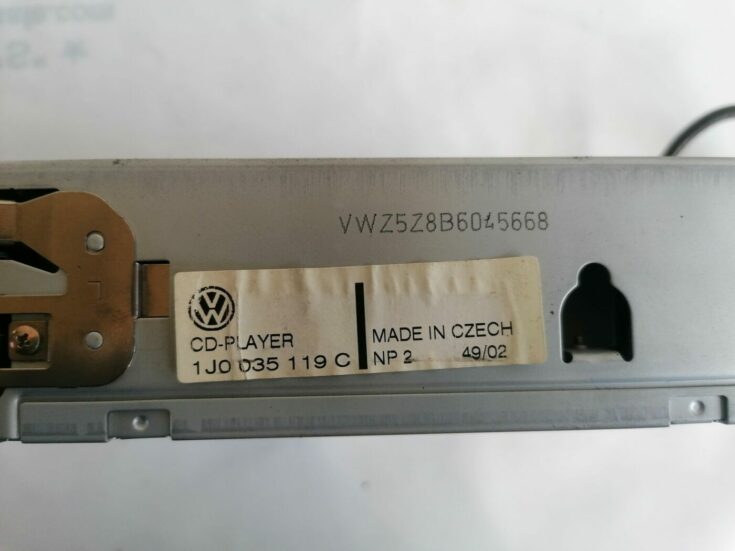 CD/DVD/Navigācijas bloks priekš VW PASSAT 2003 UNIVERSAL BLUE