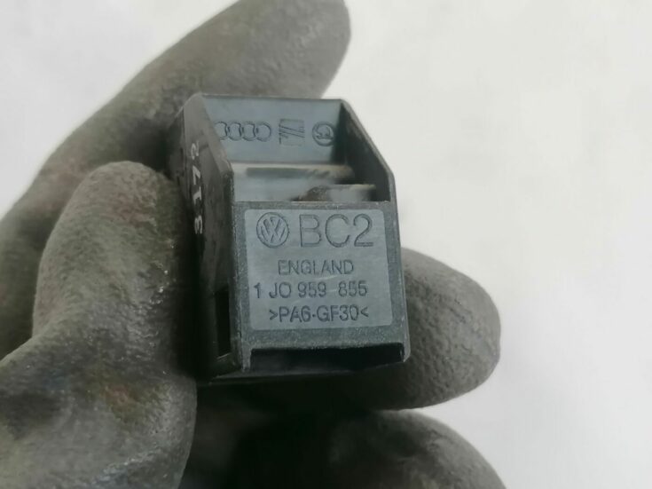 Stikla pacelšanas poga priekš VW PASSAT 2003 UNIVERSAL BLUE