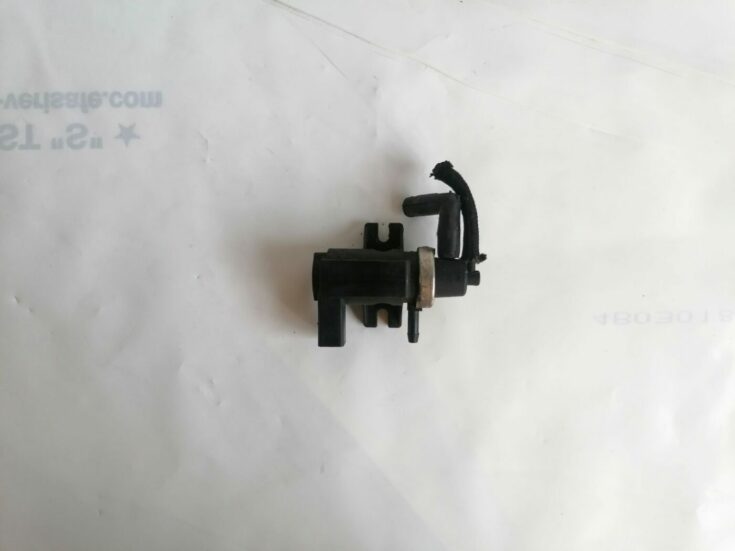 Solenoīda vakuuma vārsts priekš VW PASSAT 2003 UNIVERSAL BLUE