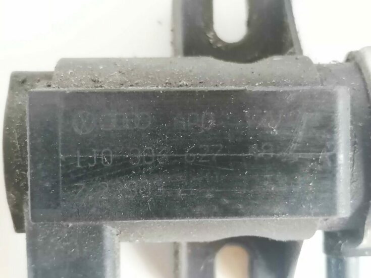 Solenoīda vakuuma vārsts priekš VW PASSAT 2003 UNIVERSAL BLUE