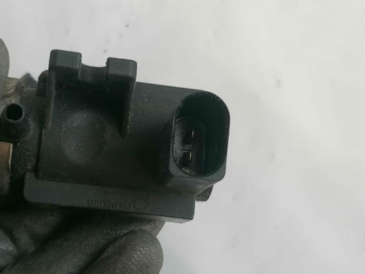 Solenoīda vakuuma vārsts priekš VW PASSAT 2003 UNIVERSAL BLUE