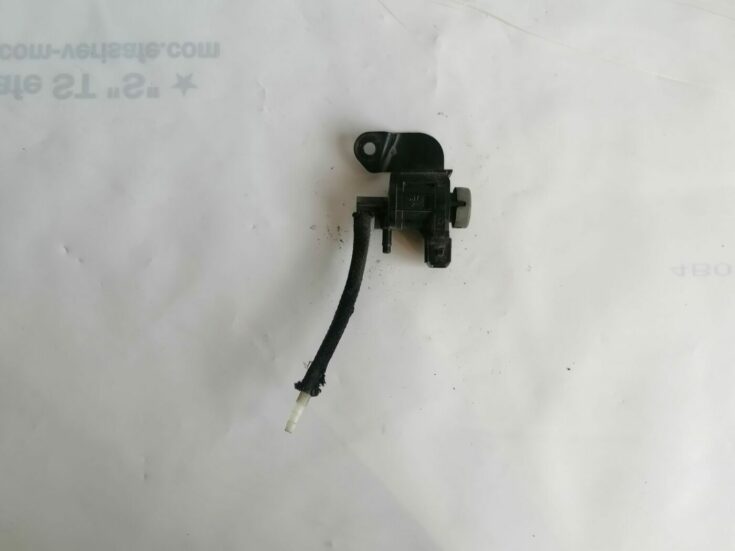 Solenoīda vakuuma vārsts priekš VW PASSAT 2003 UNIVERSAL BLUE