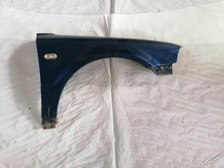 Priekšējais labais spārns priekš VW PASSAT 2003 UNIVERSAL BLUE