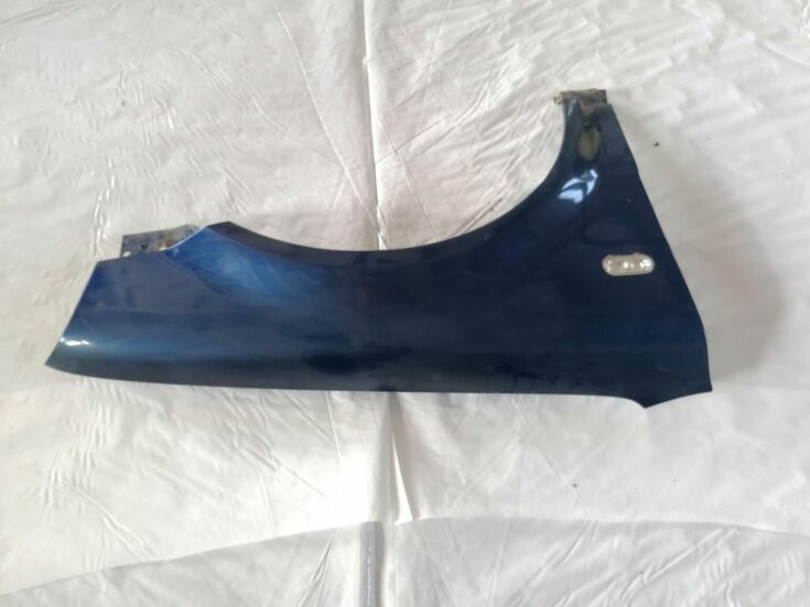 Priekšējais labais spārns priekš VW PASSAT 2003 UNIVERSAL BLUE