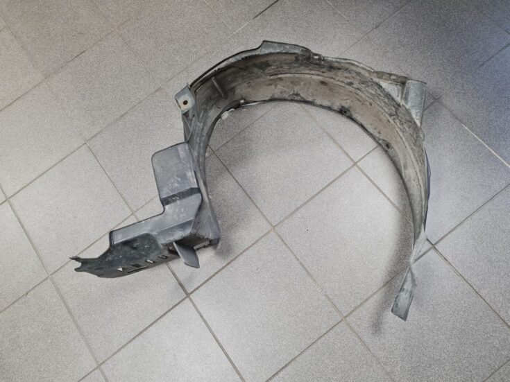 Priekšējais labais paspārns priekš HONDA ACCORD 2008