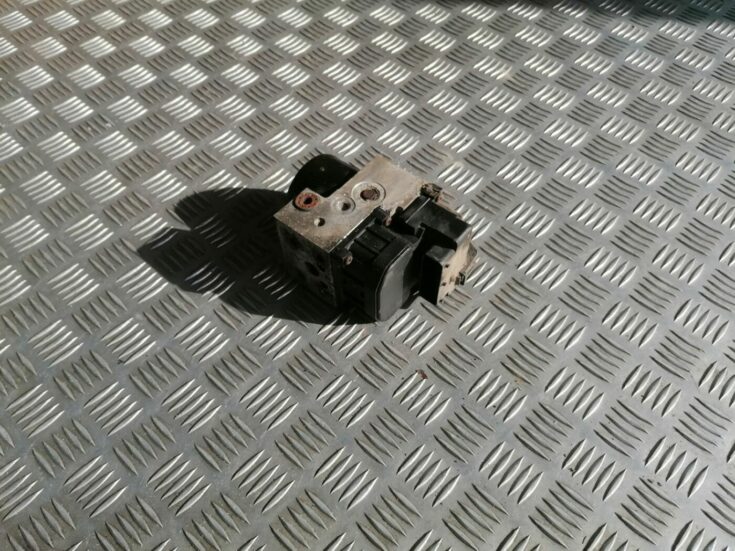 ABS bloks priekš HONDA CIVIC 2004