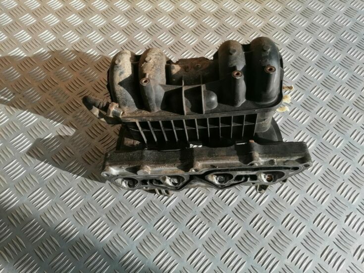 Ieplūdes kolektors priekš HONDA CIVIC 2004