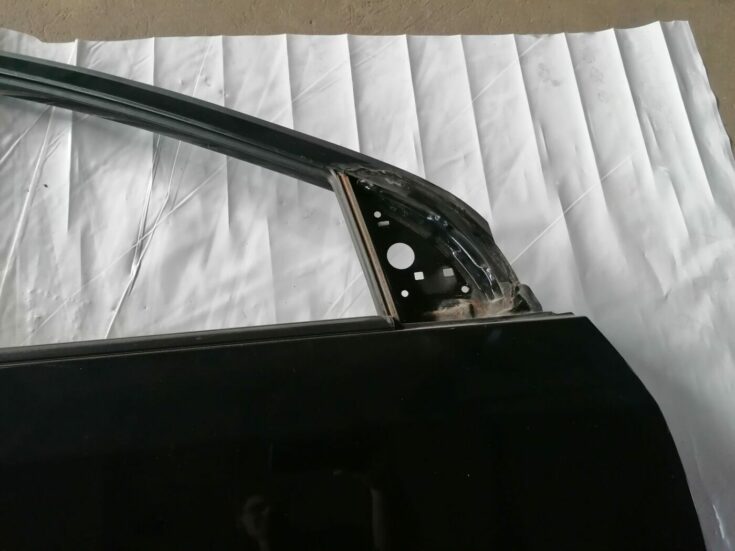 Priekšējās labās durvis priekš HONDA CIVIC 2004