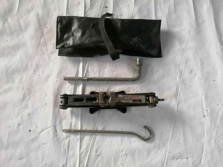 Instrumentu komplekts priekš HONDA CIVIC 2004