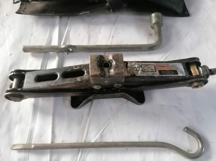 Instrumentu komplekts priekš HONDA CIVIC 2004