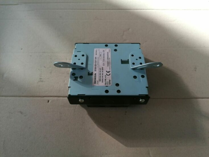 Audio pastiprinātāja bloks priekš HONDA ACCORD 2003 SILVER