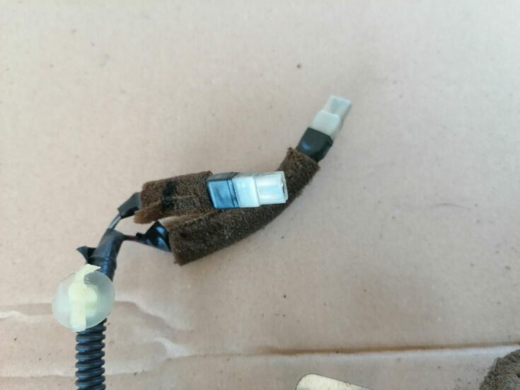 Antenas pastiprinātāja bloks priekš HONDA ACCORD 2003 SILVER