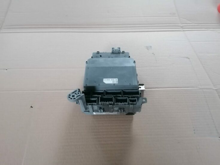 Drošinātāju bloks priekš HONDA ACCORD 2003 SILVER